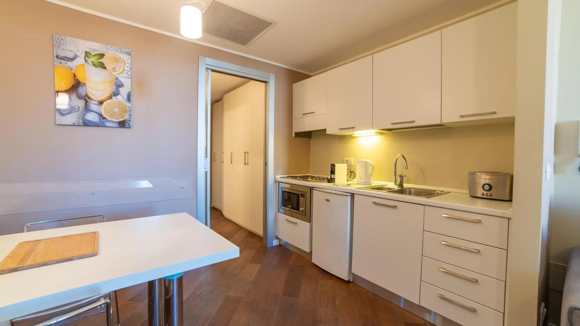 Daire Suite Mazzini Square Como İtalya